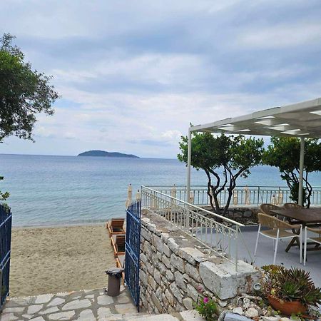 Roula'S House On The Beach Skiathos Town Exterior foto
