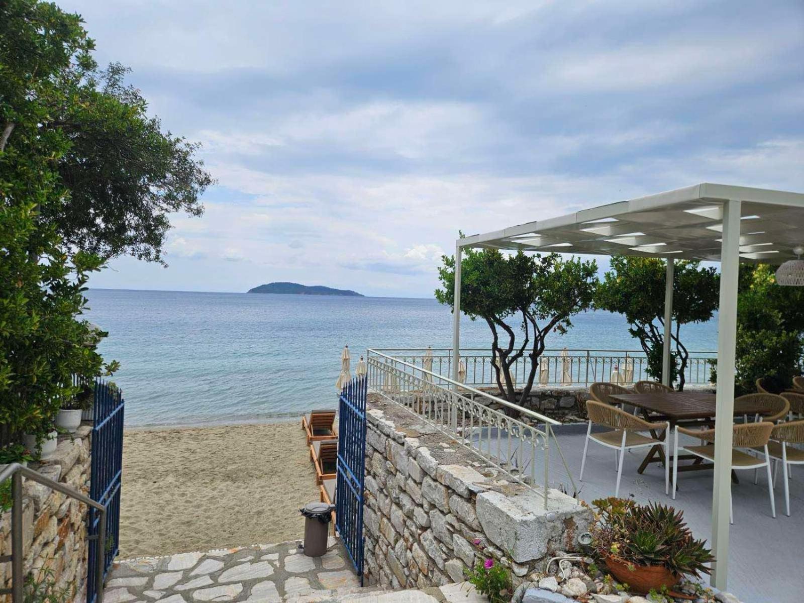 Roula'S House On The Beach Skiathos Town Exterior foto